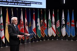 La cerimonia inaugurale Festival delle Regioni a Bari. Le foto