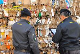 Smaltimento illecito di rifiuti, sequestrata un'azienda da 800mila euro