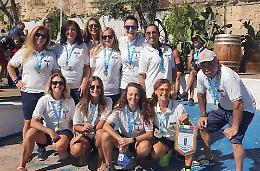 Malagò premia le ragazze della LNI Taranto