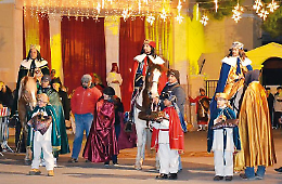 Calata dei Magi e processione de “U Bammine all’erte”