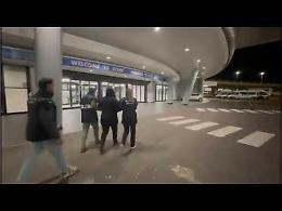 Omicidio a Bari, estradata in Italia una dei "100 latitanti più pericolosi". Il video