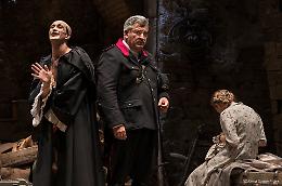 All'Orfeo "Mettici la mano", la nuova commedia di Maurizio de Giovanni