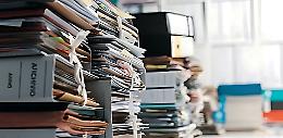 Bancarotta fraudolenta documentale: l'amministratore formale è sempre responsabile?