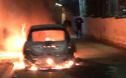 Incendiata nella notte l'auto del vice presidente della Provincia Bat. Le foto