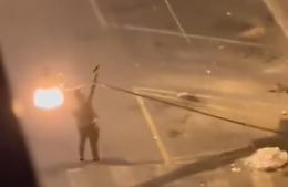 A Taranto si festeggia la mezzanotte di Capodanno a colpi di pistola. I video