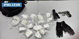 Pistola e cocaina, arrestato 