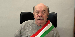 Canosa abbraccia Lino Banfi, il "Nonno di Puglia". Video e foto
