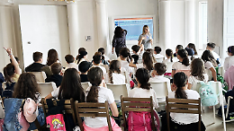 I bambini in viaggio verso l'isola dei delfini con il laboratorio Jonian Kids della Jdc