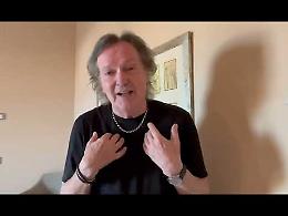Red Canzian invita tutti a Teatro per "Centoparole - Per raccontare una vita". Il video