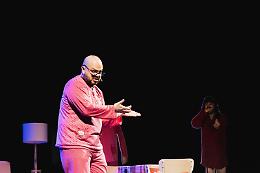 Giuseppe Ninno “Mandrake” a Martina Franca con il suo tour
