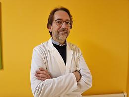 Il dr. Cosimo Russo responsabile dell'unità operativa di otorinolaringoiatria