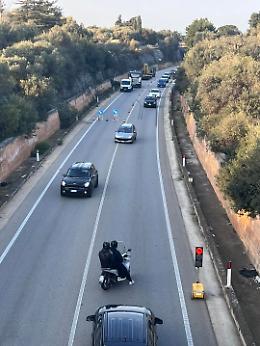 Caos sulla Statale 172, automobilisti esasperati: lavori infiniti e traffico in tilt