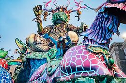 Il Carnevale di Putignano torna alle radici: un mese di riti, musica e comunit&agrave;. Il programma