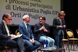 Urbanistica e sostenibilità: al via i progetti "Urbanistica Puglia" e "Orti di Puglia". Le foto