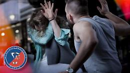Aggredisce la compagna in strada: carabiniere libero dal servizio interviene e lo blocca