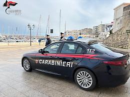Incidente sulla SS16 bis: imprenditore inseguito dai rapinatori finisce fuori strada