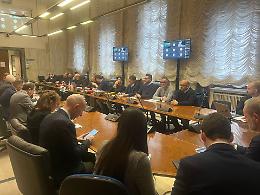 Ex Ilva, il tempo che scorre e l’Italia che dimentica