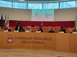 Doppia preferenza di genere, la Puglia approva la legge ma le polemiche hanno il sopravvento