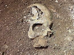 “Grave degli Appestati” di Fasano: il cranio rinvenuto è di un uomo. Si indaga sull’epidemia del 1690