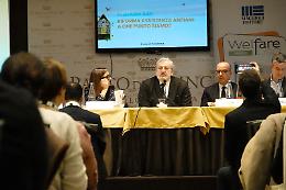Forum sulla non autosufficienza, Emiliano: “La Puglia ha rivoluzionato il welfare”. Le foto