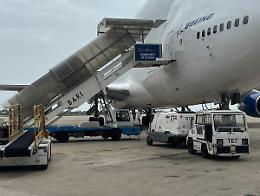 Il gigante dei cieli atterra a Bari invece che a Grottaglie
