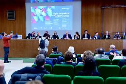 Cinema pugliese sotto attacco, ma la Regione reagisce: “Usiamo fondi per l’industria”. Le foto
