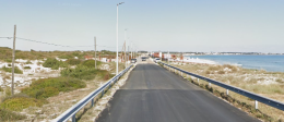 Sabbia sulla carreggiata, strada chiusa al traffico