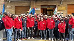 Contratto fermo e salari fermi: la protesta dei metalmeccanici a Taranto 