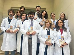 Giovani medici baresi in prima linea a Lampedusa. Dalla frontiera del soccorso nasce un libro che racconta l’umanità