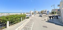 Torre a Mare, via Garibaldi diventa pedonale: al via la sperimentazione per sei mesi