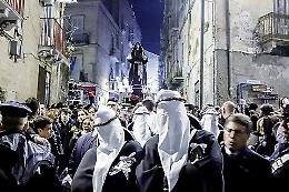 Processioni: aggiudicati i simboli. Tutte le cifre