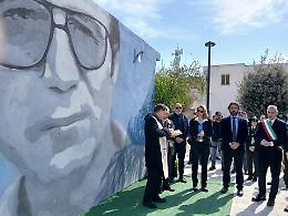 Trinitapoli rende omaggio a Franco Marcone: un murale per ricordare la sua lotta contro la mafia. Le foto