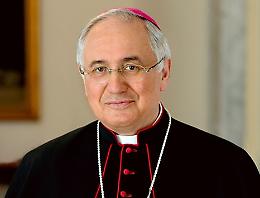 “Gesù è vivo, solo in Lui la salvezza. Buona Pasqua alla comunità di Andria”