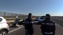 Tragedia alle porte di Taranto, muore un motociclista