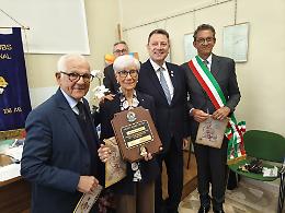 Trani rende omaggio a Silvana Sciarra: doppio riconoscimento per il presidente emerito della Corte costituzionale