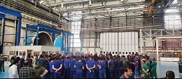 Leonardo Grottaglie, corteo nello stabilimento. "Vogliamo chiarezza". Le foto