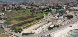 «Dopo la bandiera blu per il mare, sventola anche la bandiera nera per il mattone»