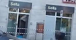 Boato nella notte a Barletta: bancomat fatto saltare in aria in via De Nittis