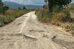Tagli alla manutenzione stradale, in Puglia è allarme sicurezza nelle campagne