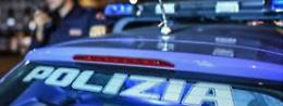 Inseguimento sulla superstrada: la Polizia intercetta un'auto rubata. Un arresto