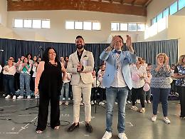 Le "Note di Felicità" alla scuola Salvemini 