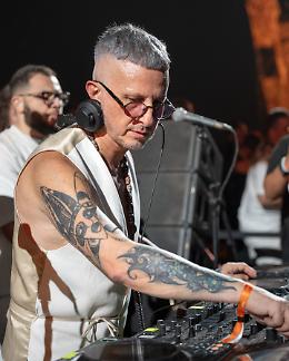 MoBlack all'Elephant Park: l'Afro House illumina la notte di Ginosa Marina