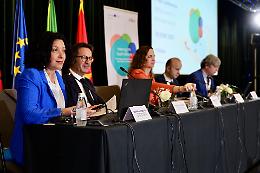 Il Sud Adriatico modello di cooperazione: a Tirana 43 progetti per innovazione, ambiente e mobilità. Le foto