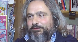 «È morta mia moglie (non la mia ovviamente)»