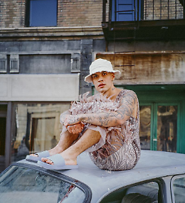 Blanco annuncia "Il primo tour nei Palazzetti": a maggio 2026 la doppia tappa al Palaflorio di Bari