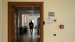 Beccato un medico "furbetto del cartellino", timbrava e poi lasciava l'ospedale