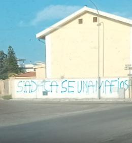 Insulti alla sindaca, Anci Puglia alza la voce: “Un attacco alla democrazia”