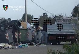 Rifiuti abbandonati in campagna, identificato e sanzionato un uomo: multa da 2.500 euro