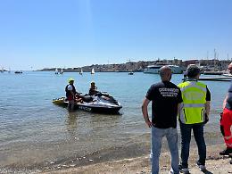 Sicurezza in mare: al via il servizio 118 con idromoto sulle spiagge. Le foto