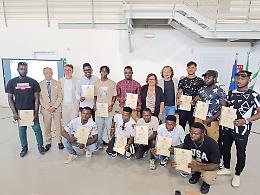 Dai corridoi dell'accoglienza ai cantieri dell’edilizia: 16 nuovi operai formati con un progetto per rifugiati